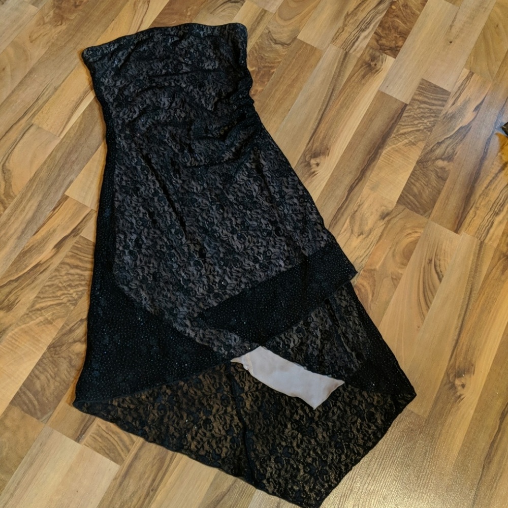 Strapless lace sparkle dress
